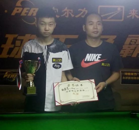 或在交易中 或在交易中